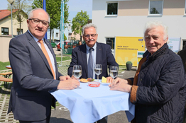 Vize-Bgm Franz Gartner und 2. Präsident des NÖ Landtages Karl Moser waren auch unter den Gratulanten