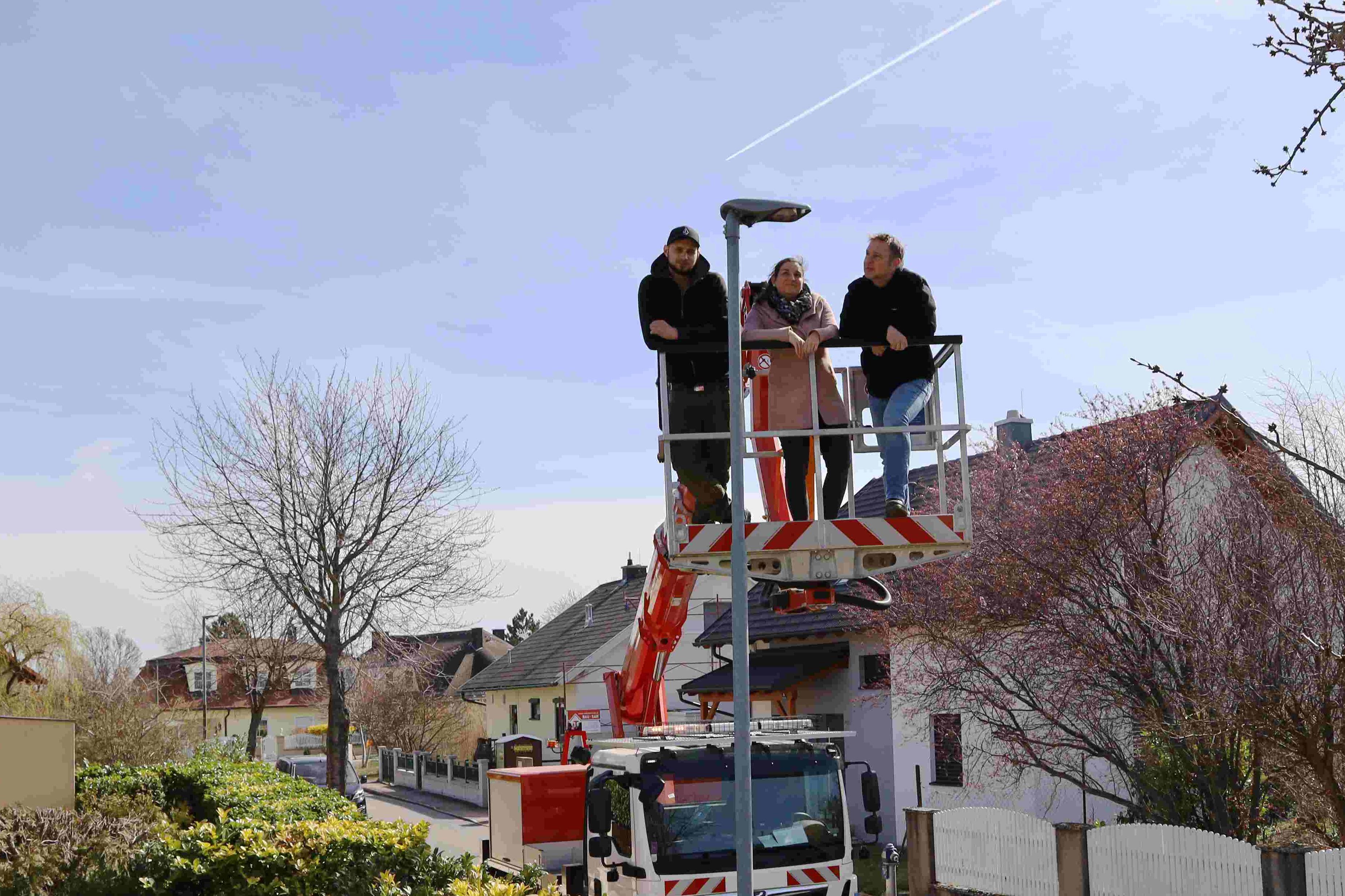 Licht-Musterstraße zeigt Einsparungspotential auf