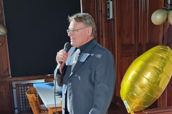 Direktor Reinfrank bei Rede