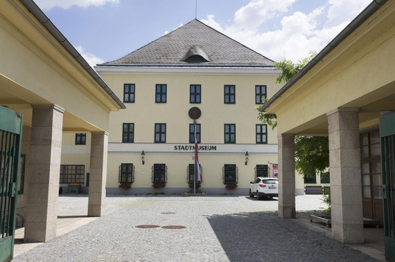 Das Museum Traiskirchen von außen.