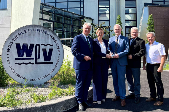 Obmann LAbg. Bgm. Christoph Kainz, Direktorin DIin Sandra Akranidis-Knotzer, Direktor DI Wilhelm Balber, Dir.Stv. Ing. Wolfgang Hiltl, Obmann-Stv. Bgm. Alfred Artmäuer. Foto: WLV