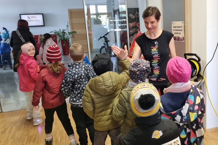 High Five mit Lena Raubaum