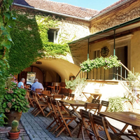 Der Innenhof des Weinbau Eitler Franz - Tazerhaus.