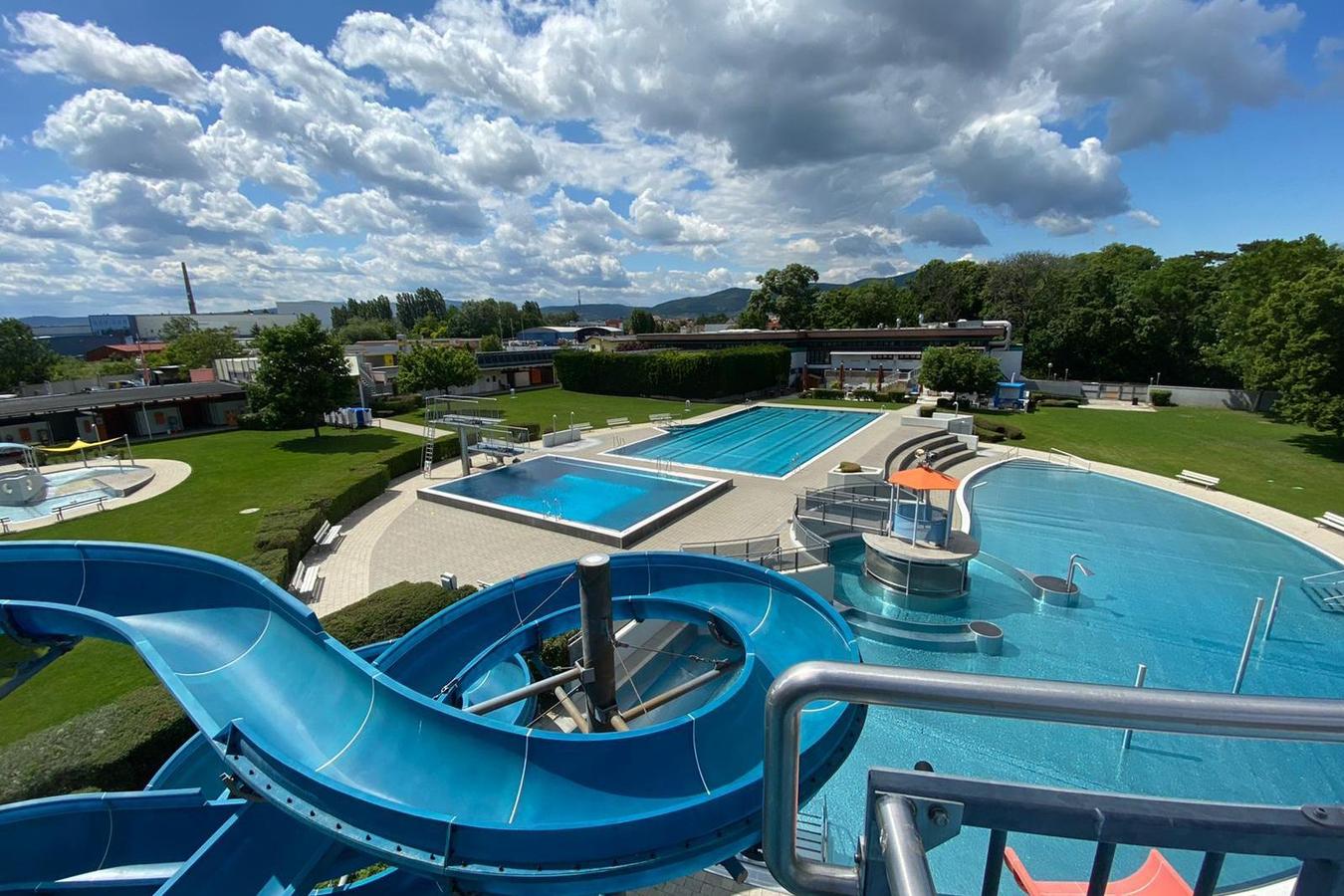 Ab ins Bad! Eröffnung der Schwimmbadsaison im "aqua splash"