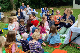 Besucher:innen beim Lesefest 2023