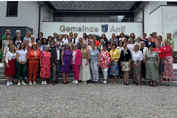Gruppenbild aller Teilnehmerinnen