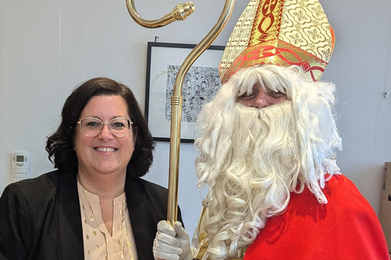 Foto von Divoky und dem Nikolo im Rathaus