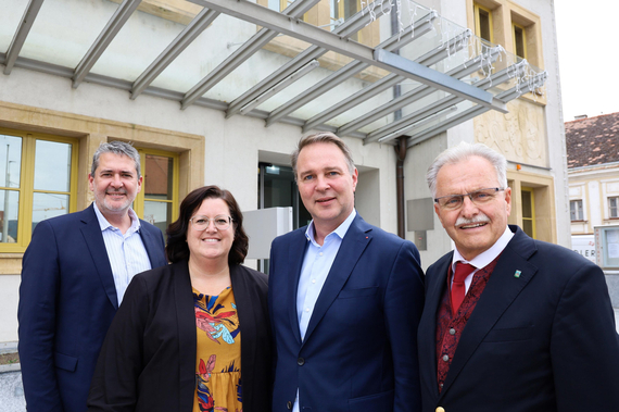 Markus Tod, Sabrina Divoky, Bgm. Andreas Babler und Franz Gartner
