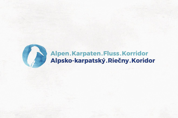 Logo vom Alpen-Karpaten-Flusskorridor.